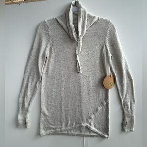 NWT Funnel neck tunic sweater from Dakini. Size S Oatmeal color Crossover hem